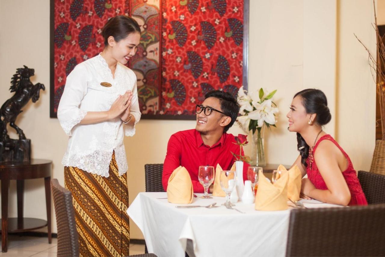Hotel Montana Malang Esterno foto