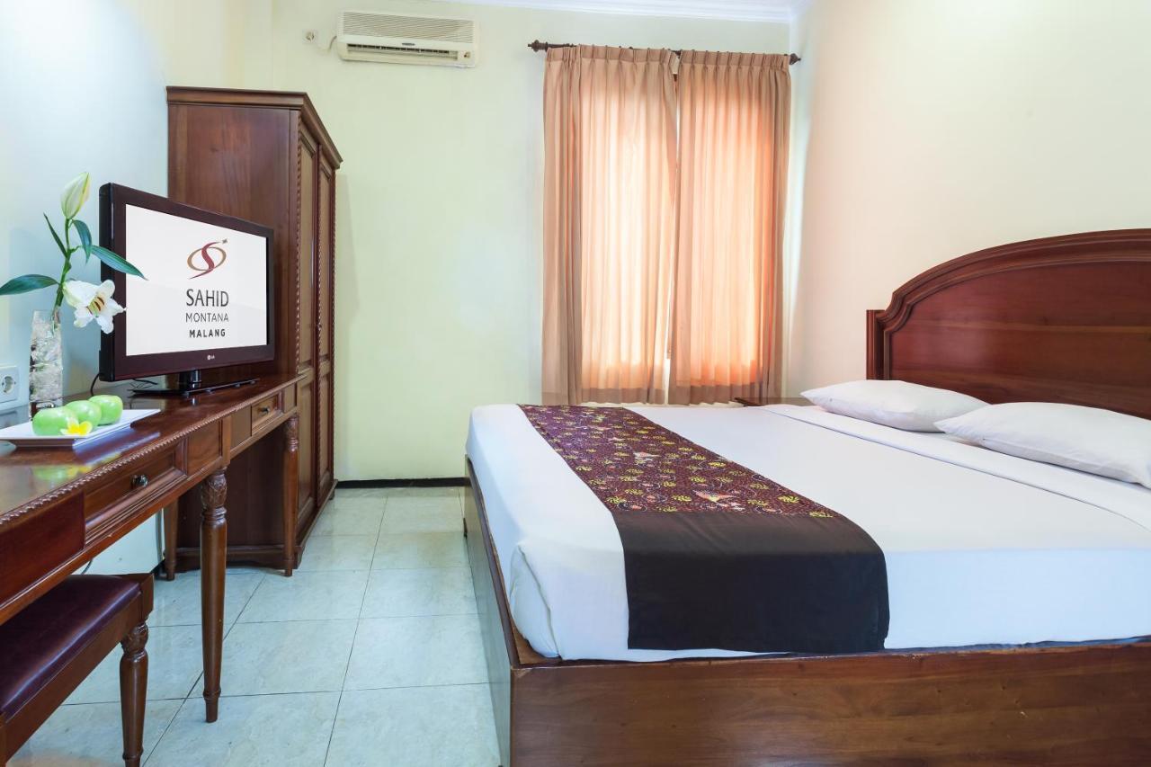Hotel Montana Malang Esterno foto